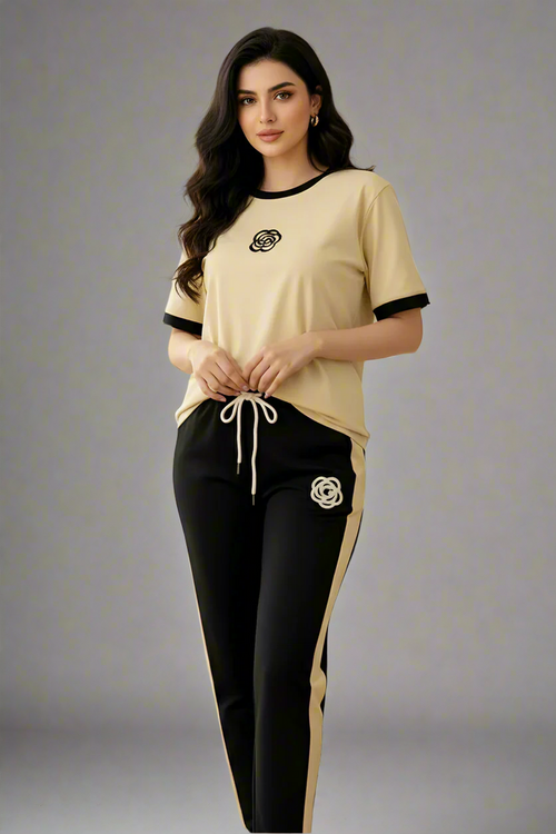 Black Flower creamy nightwear half sleeves